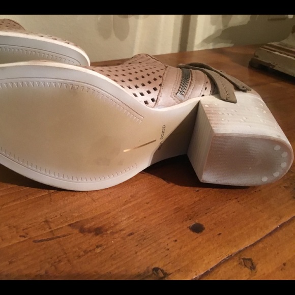 Dolce Vita boots - Picture 4 of 4